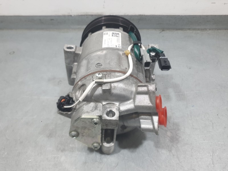 Recambio de compresor aire acondicionado para renault captur ii (hf_) 1.0 tce 90 eco-g (hfm6) referencia OEM IAM 926004423R T426