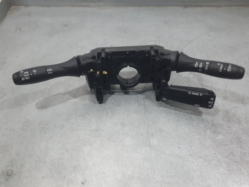 Recambio de mando luces y limpia para renault captur ii (hf_) 1.0 tce 90 eco-g (hfm6) referencia OEM IAM 255670343R  