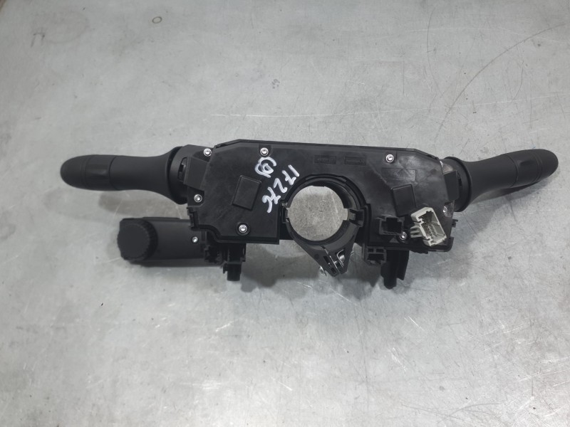 Recambio de mando luces y limpia para renault captur ii (hf_) 1.0 tce 90 eco-g (hfm6) referencia OEM IAM 255670343R  