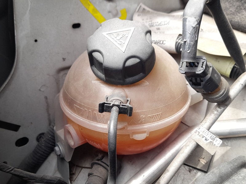 Recambio de deposito expansion para citroën berlingo multispace (b9) 1.6 bluehdi 100 referencia OEM IAM 1323X6  