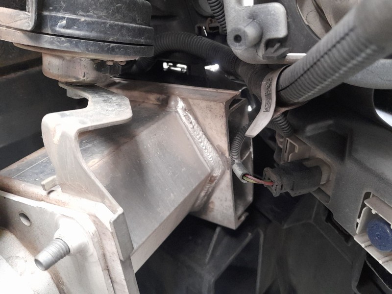 Recambio de refuerzo paragolpes delantero para citroën berlingo multispace (b9) 1.6 bluehdi 100 referencia OEM IAM 7414YN  