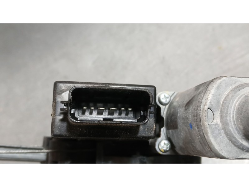 Recambio de elevalunas delantero izquierdo para hyundai i20 iii (bc3, bi3) 1.2 referencia OEM IAM 82403Q0010  