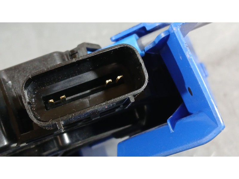 Recambio de cerradura puerta delantera izquierda para hyundai i20 iii (bc3, bi3) 1.2 referencia OEM IAM 81310Q0000  