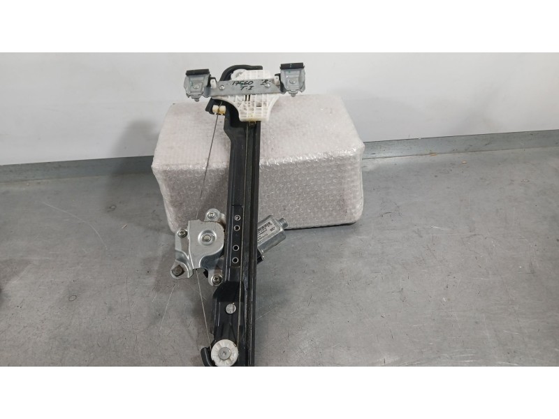 Recambio de elevalunas trasero izquierdo para ssangyong tivoli 1.6 xdi 160 referencia OEM IAM 98830X1010 2 PINS 