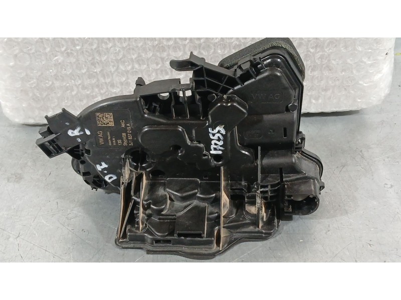 Recambio de cerradura puerta delantera izquierda para skoda octavia iv (nx3, nn3, pv3) 1.5 tsi referencia OEM IAM 3J1837015A  