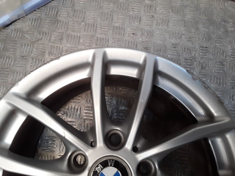 Recambio de juego llantas aluminio para bmw 1 (f20) 118 i referencia OEM IAM 7X16 5 TORN ET40 ROZADAS ALUMINIO