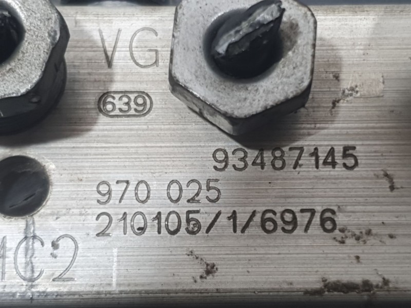 Recambio de abs para citroën c3 iii (sx) 1.2 puretech 82 referencia OEM IAM 9834565080 93487145 