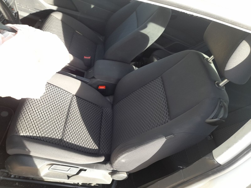 Recambio de asiento delantero izquierdo para volkswagen golf vi (5k1) 1.2 tsi referencia OEM IAM   