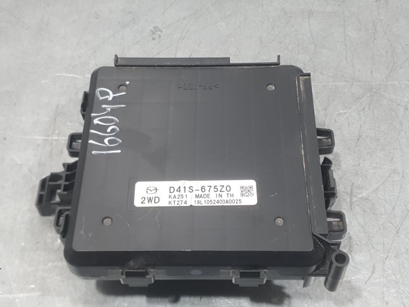 Recambio de modulo electronico para mazda cx-30 (dm) skyactiv-x m hybrid referencia OEM IAM D41S675ZD  