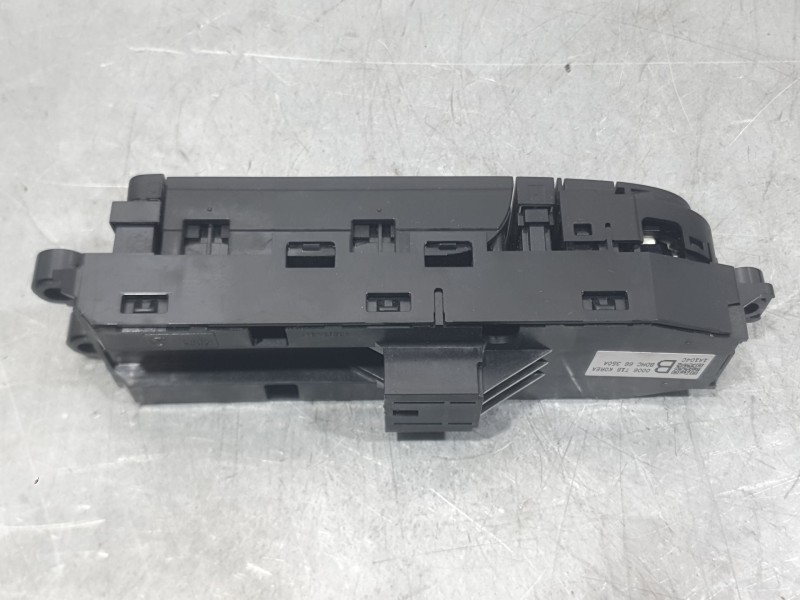 Recambio de mando elevalunas delantero izquierdo para mazda cx-30 (dm) skyactiv-x m hybrid referencia OEM IAM BDMC66350A C/ MAND