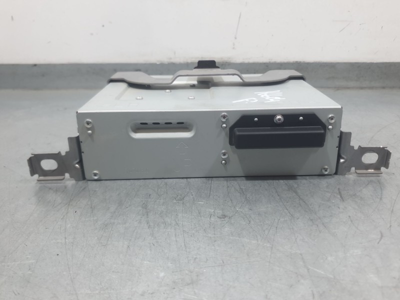 Recambio de sistema audio / radio para mazda cx-30 (dm) skyactiv-x m hybrid referencia OEM IAM DFR5669C0E  