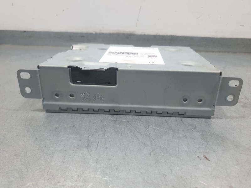 Recambio de sistema audio / radio para citroën c3 iii (sx) 1.2 puretech 82 referencia OEM IAM 9822939580 WAVE2EUCEM00 CONTINENTA