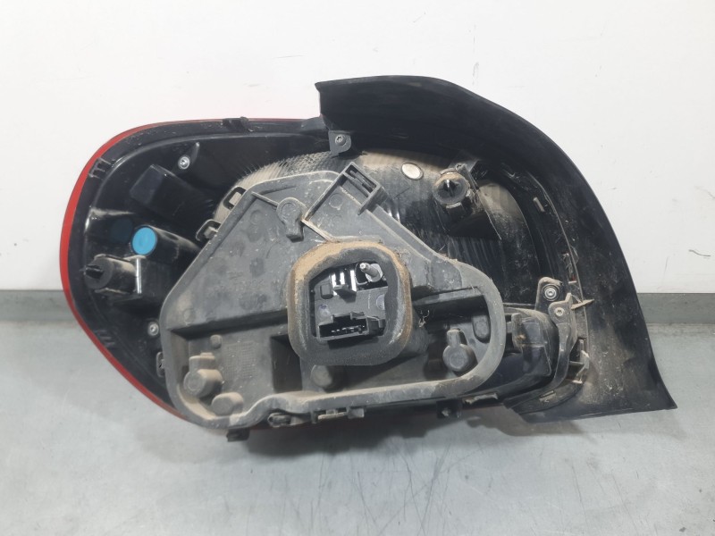 Recambio de piloto trasero derecho para citroën c3 iii (sx) 1.2 puretech 82 referencia OEM IAM 9812257480 L90074662 VALEO