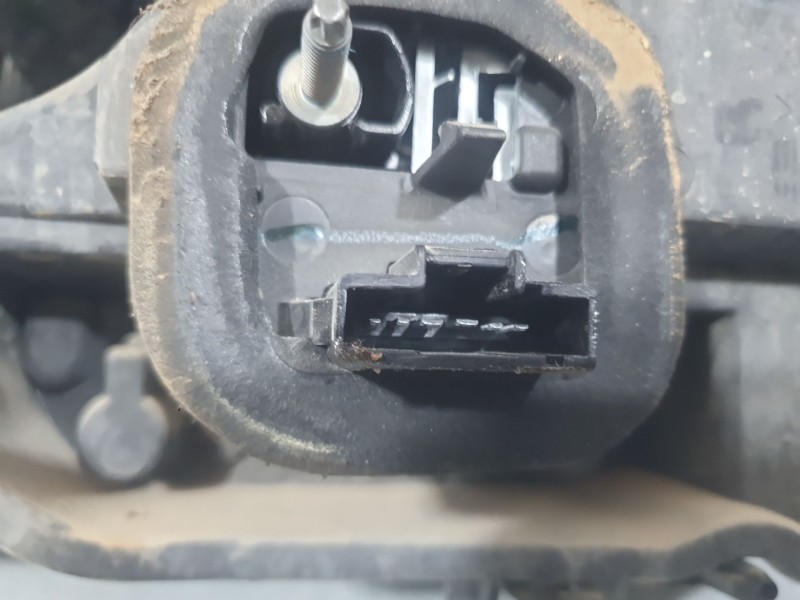 Recambio de piloto trasero izquierdo para citroën c3 iii (sx) 1.2 puretech 82 referencia OEM IAM 9812257580 L90074661 VALEO