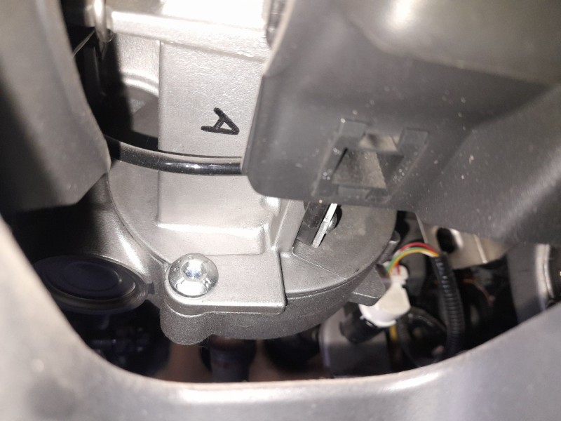 Recambio de columna direccion para renault clio iv (bh_) 0.9 tce 75 (bhnp) referencia OEM IAM 488101963R 488107240R 