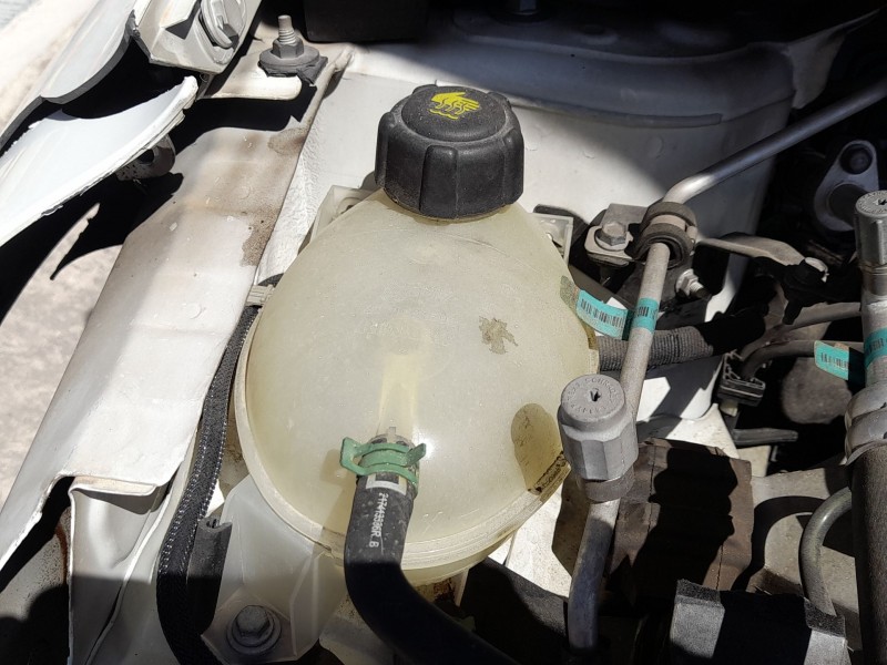 Recambio de deposito expansion para renault clio iv (bh_) 0.9 tce 75 (bhnp) referencia OEM IAM 217104354R  