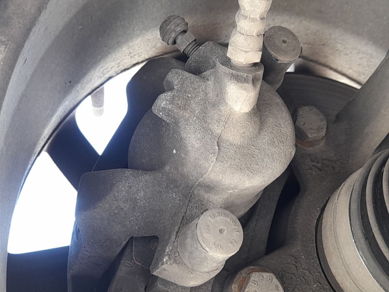 Recambio de pinza freno delantera derecha para renault clio iv (bh_) 0.9 tce 75 (bhnp) referencia OEM IAM 410016069R  