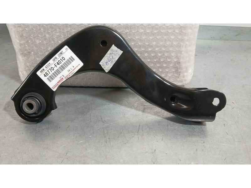 Recambio de brazo suspension superior trasero derecho para toyota corolla hatchback (_e21_, _ea1_, _eh1_) 1.8 vvti hybrid (zwe21