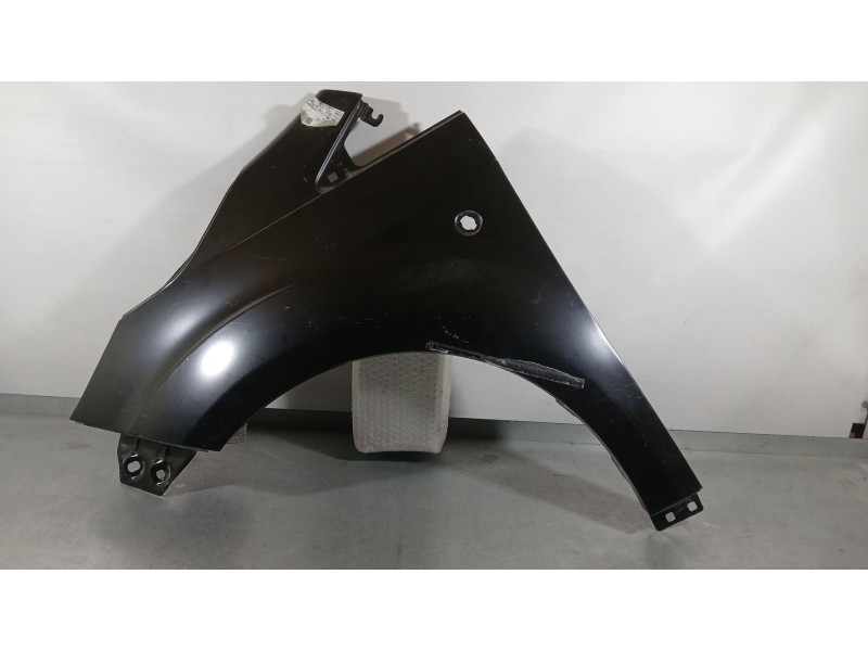 Recambio de aleta delantera izquierda para ford transit courier b460 furgoneta/monovolumen 1.5 ecoblue referencia OEM IAM 254575