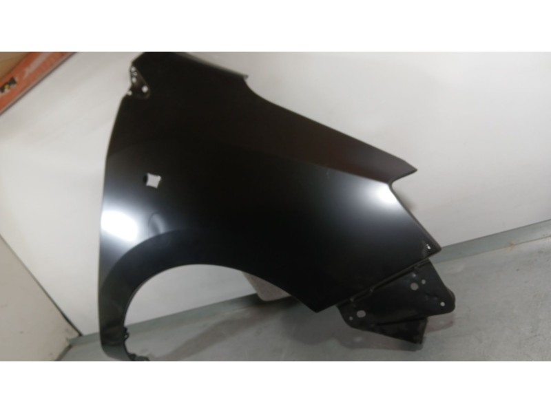 Recambio de aleta delantera derecha para dacia dokker monospace (ke_) 1.6 lpg referencia OEM IAM 08321298 TOCADA 