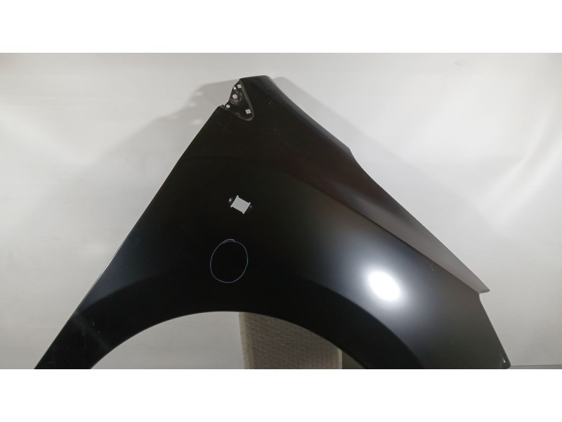 Recambio de aleta delantera derecha para dacia dokker monospace (ke_) 1.6 lpg referencia OEM IAM 08321298 TOCADA 