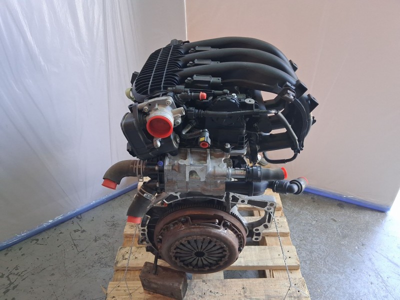 Recambio de motor completo para citroën c3 iii (sx) 1.2 puretech 82 referencia OEM IAM HM05  0576712