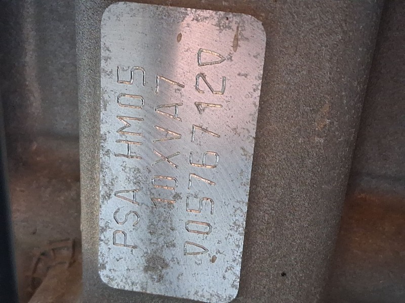 Recambio de motor completo para citroën c3 iii (sx) 1.2 puretech 82 referencia OEM IAM HM05  0576712