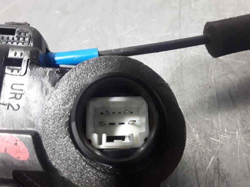 Recambio de cerradura puerta trasera derecha para toyota avensis (t27) comfort referencia OEM IAM   4 PINS