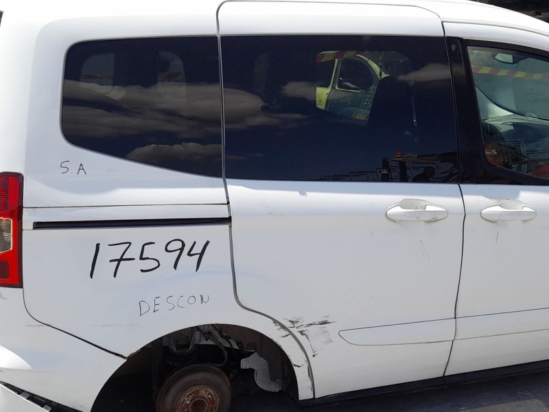 Recambio de puerta lateral corredera derecha para ford tourneo courier b460 monospace 1.0 ecoboost referencia OEM IAM PET7624630