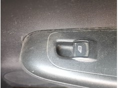 Recambio de mando elevalunas delantero derecho para ford tourneo courier b460 monospace 1.0 ecoboost referencia OEM IAM 1746832 