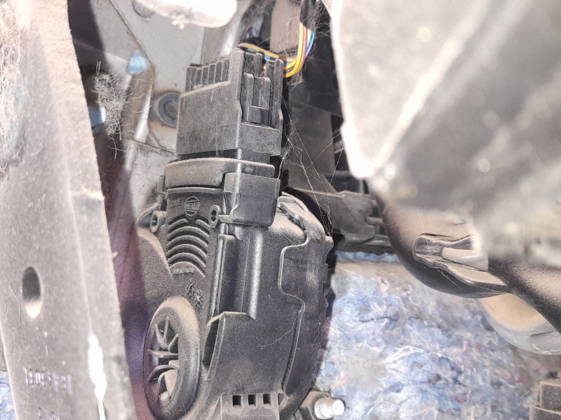 Recambio de potenciometro pedal para ford tourneo courier b460 monospace 1.0 ecoboost referencia OEM IAM 2120072  