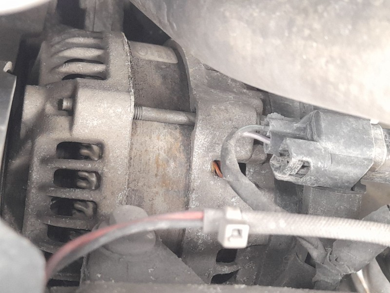 Recambio de alternador para ford tourneo courier b460 monospace 1.0 ecoboost referencia OEM IAM 1795985 2415008 