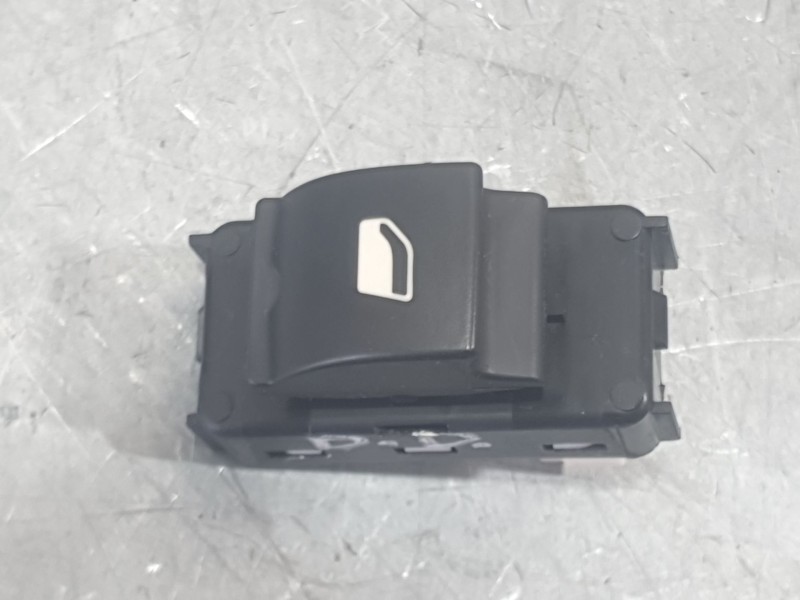 Recambio de mando elevalunas delantero derecho para peugeot 3008 ii suv (mc_, mr_, mj_, m4_) 1.5 bluehdi 130 referencia OEM IAM 