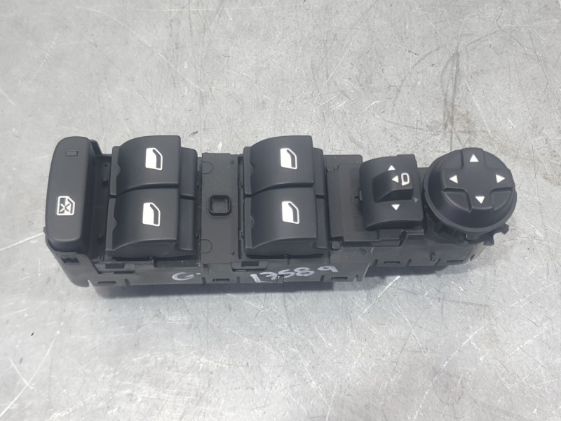 Recambio de mando elevalunas delantero izquierdo para peugeot 3008 ii suv (mc_, mr_, mj_, m4_) 1.5 bluehdi 130 referencia OEM IA