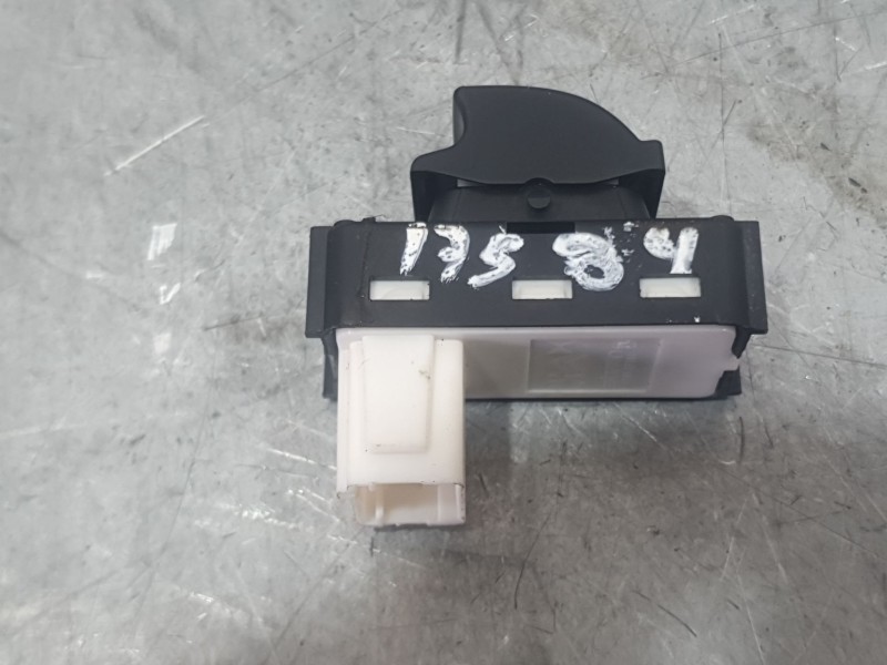 Recambio de mando elevalunas trasero derecho para peugeot 3008 ii suv (mc_, mr_, mj_, m4_) 1.5 bluehdi 130 referencia OEM IAM 98