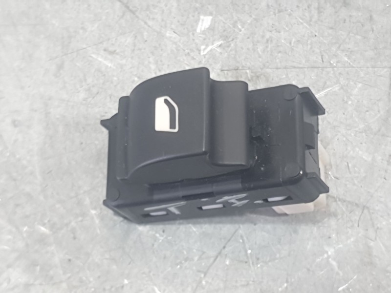 Recambio de mando elevalunas trasero izquierdo para peugeot 3008 ii suv (mc_, mr_, mj_, m4_) 1.5 bluehdi 130 referencia OEM IAM 