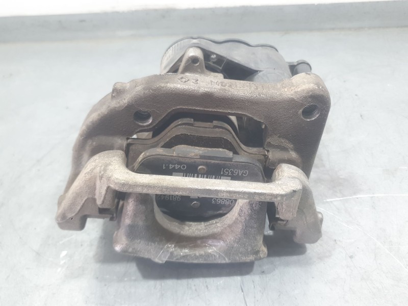 Recambio de pinza freno trasera derecha para peugeot 3008 ii suv (mc_, mr_, mj_, m4_) 1.5 bluehdi 130 referencia OEM IAM 9819060