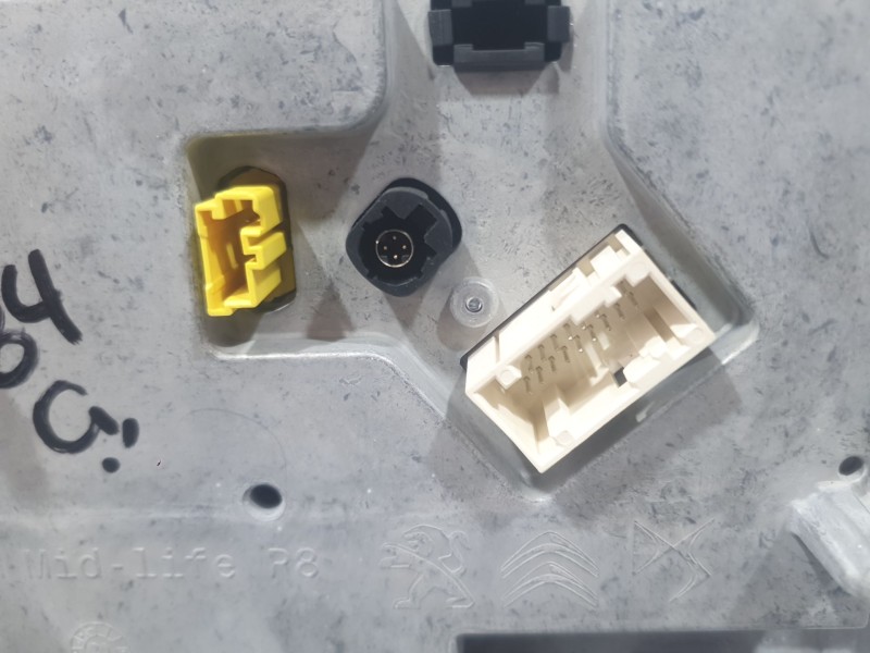 Recambio de cuadro instrumentos para peugeot 3008 ii suv (mc_, mr_, mj_, m4_) 1.5 bluehdi 130 referencia OEM IAM 9837815880  