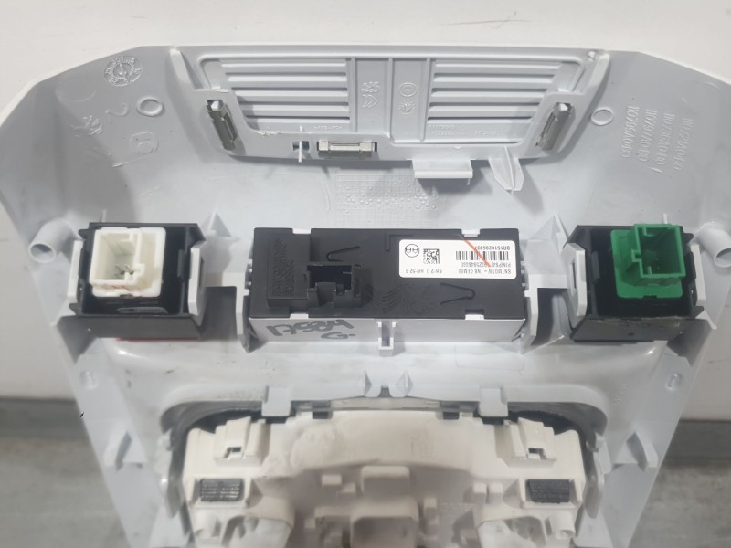 Recambio de luz interior para peugeot 3008 ii suv (mc_, mr_, mj_, m4_) 1.5 bluehdi 130 referencia OEM IAM 9814583977 9814584077 