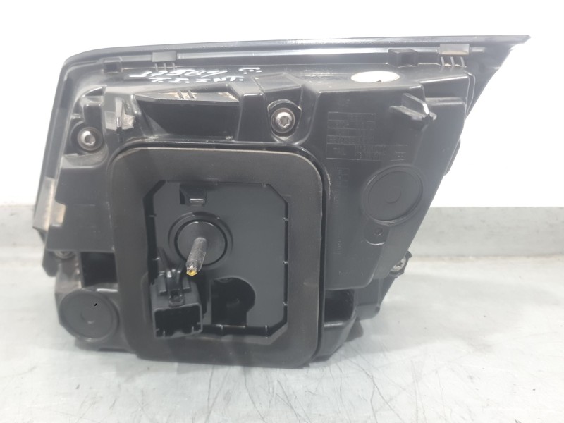 Recambio de piloto trasero izquierdo interior para peugeot 3008 ii suv (mc_, mr_, mj_, m4_) 1.5 bluehdi 130 referencia OEM IAM 9