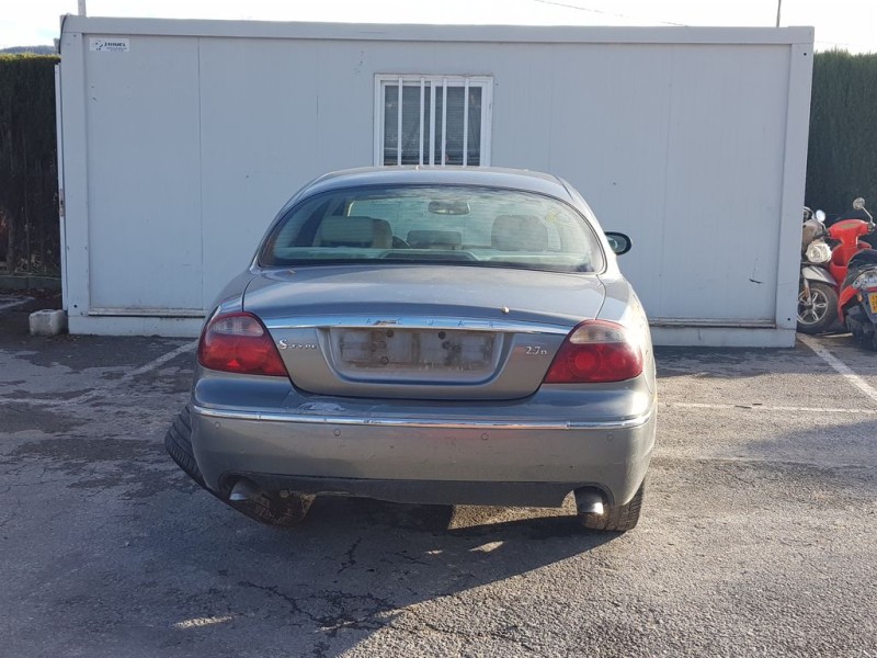 jaguar s-type del año 2005