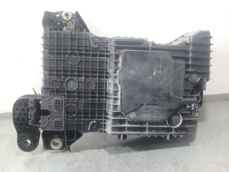 Recambio de deposito adblue para peugeot 3008 ii suv (mc_, mr_, mj_, m4_) 1.5 bluehdi 130 referencia OEM IAM 9826092180  