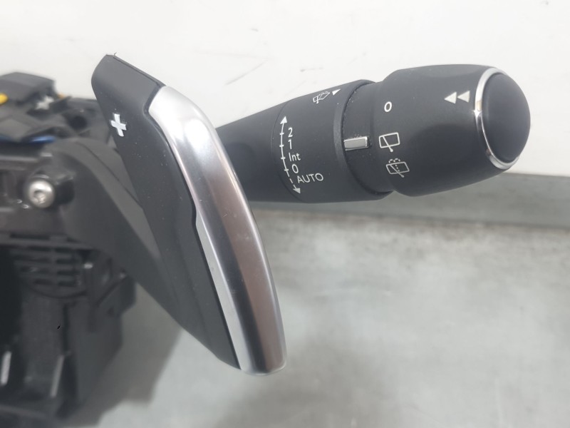 Recambio de mando luces y limpia para peugeot 3008 ii suv (mc_, mr_, mj_, m4_) 1.5 bluehdi 130 referencia OEM IAM 98312608ZD  