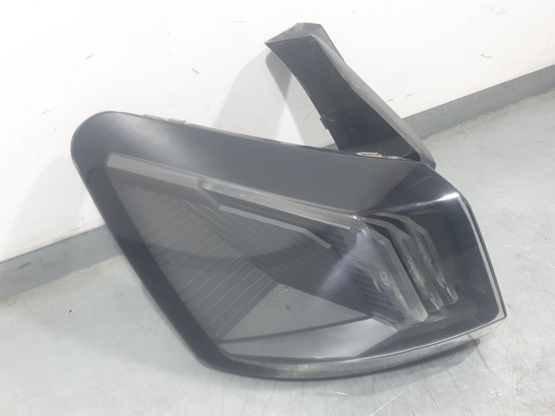 Recambio de piloto trasero izquierdo exterior para peugeot 3008 ii suv (mc_, mr_, mj_, m4_) 1.5 bluehdi 130 referencia OEM IAM 9