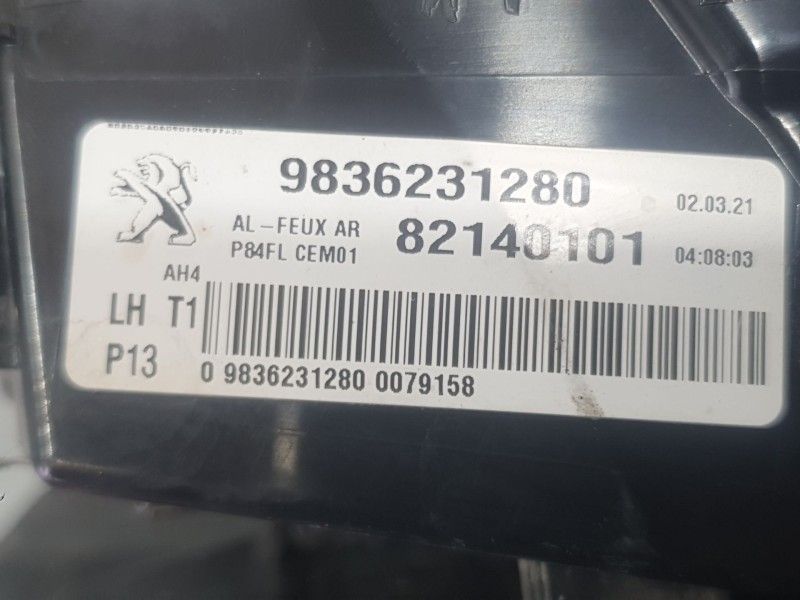 Recambio de piloto trasero izquierdo exterior para peugeot 3008 ii suv (mc_, mr_, mj_, m4_) 1.5 bluehdi 130 referencia OEM IAM 9