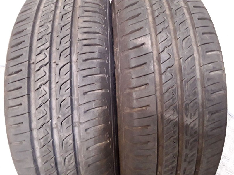 Recambio de neumatico pareja para neumaticos reutilizados - referencia OEM IAM 195651591H BARUM 195/65/15/91H