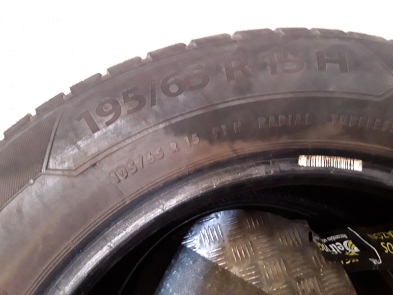 Recambio de neumatico pareja para neumaticos reutilizados - referencia OEM IAM 195651591H BARUM 195/65/15/91H