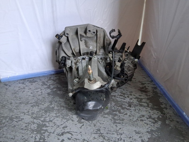 Recambio de caja cambios para nissan micra iii (k12) 1.2 16v referencia OEM IAM JH3103  C120277