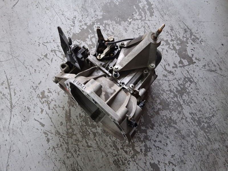 Recambio de caja cambios para nissan micra iii (k12) 1.2 16v referencia OEM IAM JH3103  C120277