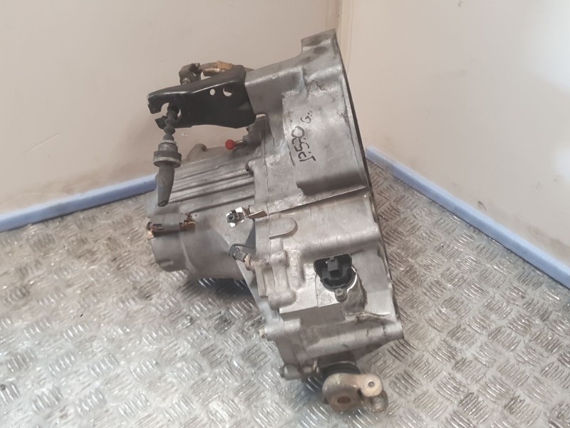 Recambio de caja cambios para nissan almera i (n15) 1.4 referencia OEM IAM 8314742FX  